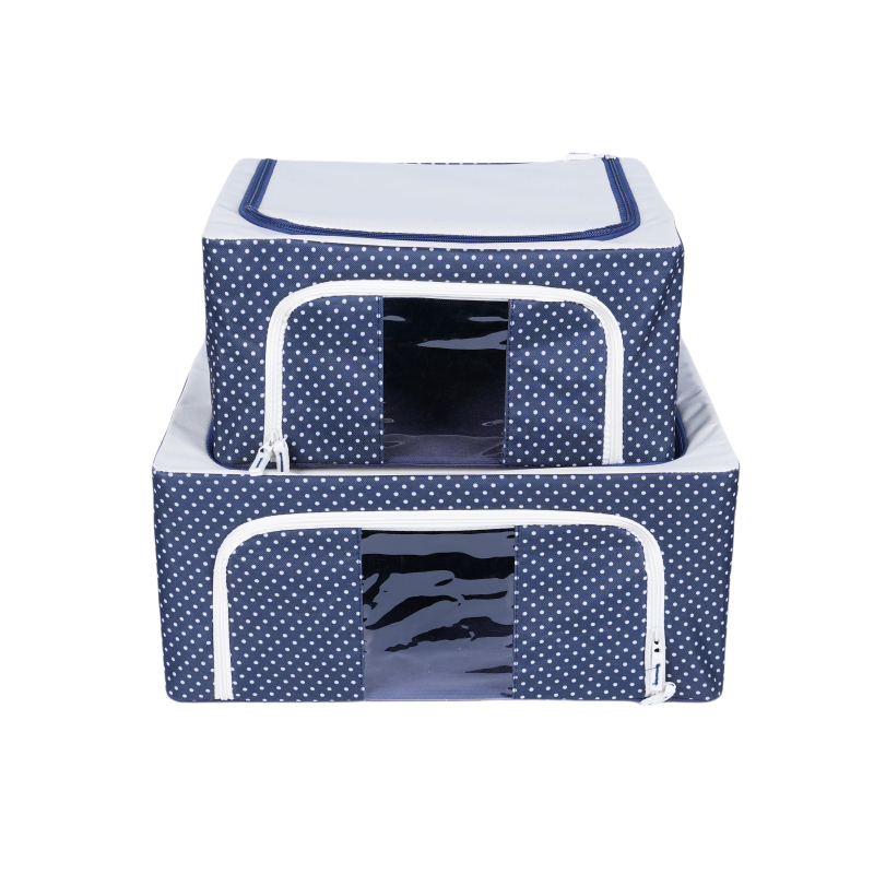Fabric quilts and clothes storage