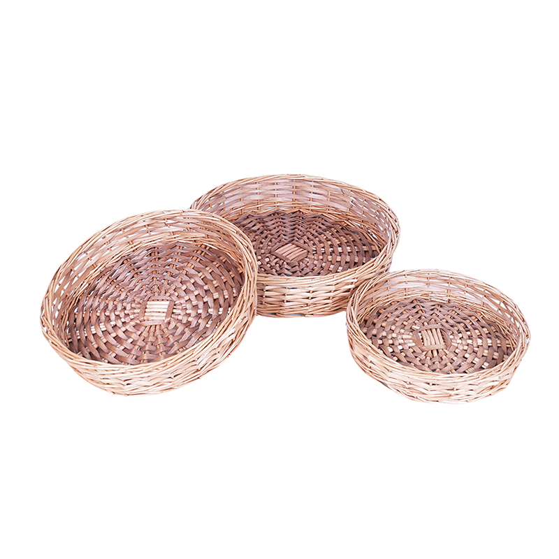 Round wicker basket