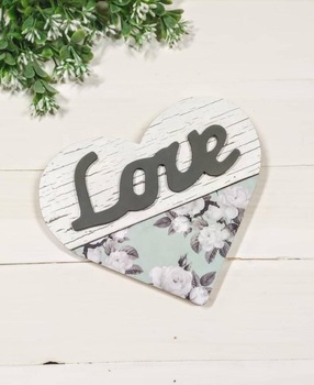 2022 Wooden Heart Decoration